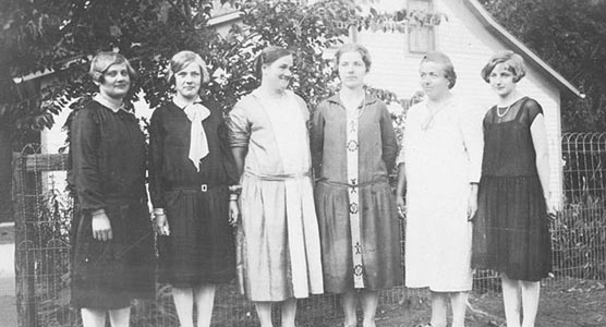 Mueller Sisters