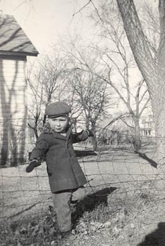 Carl, 1940