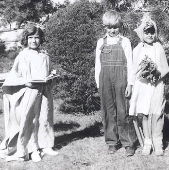 Ruth, Robert, Nora