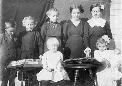 Mueller Children