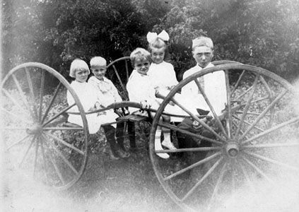  Mueller and Scheffel children