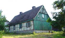 Very old house in Balsdrey